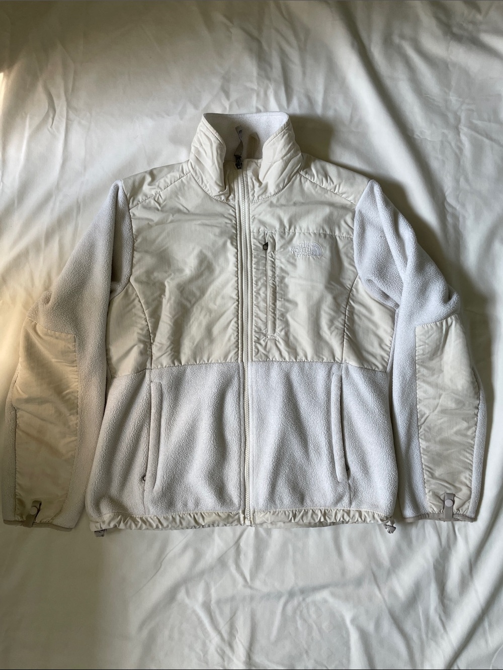The North Face Women’s White Hybrid Fleece Jacket